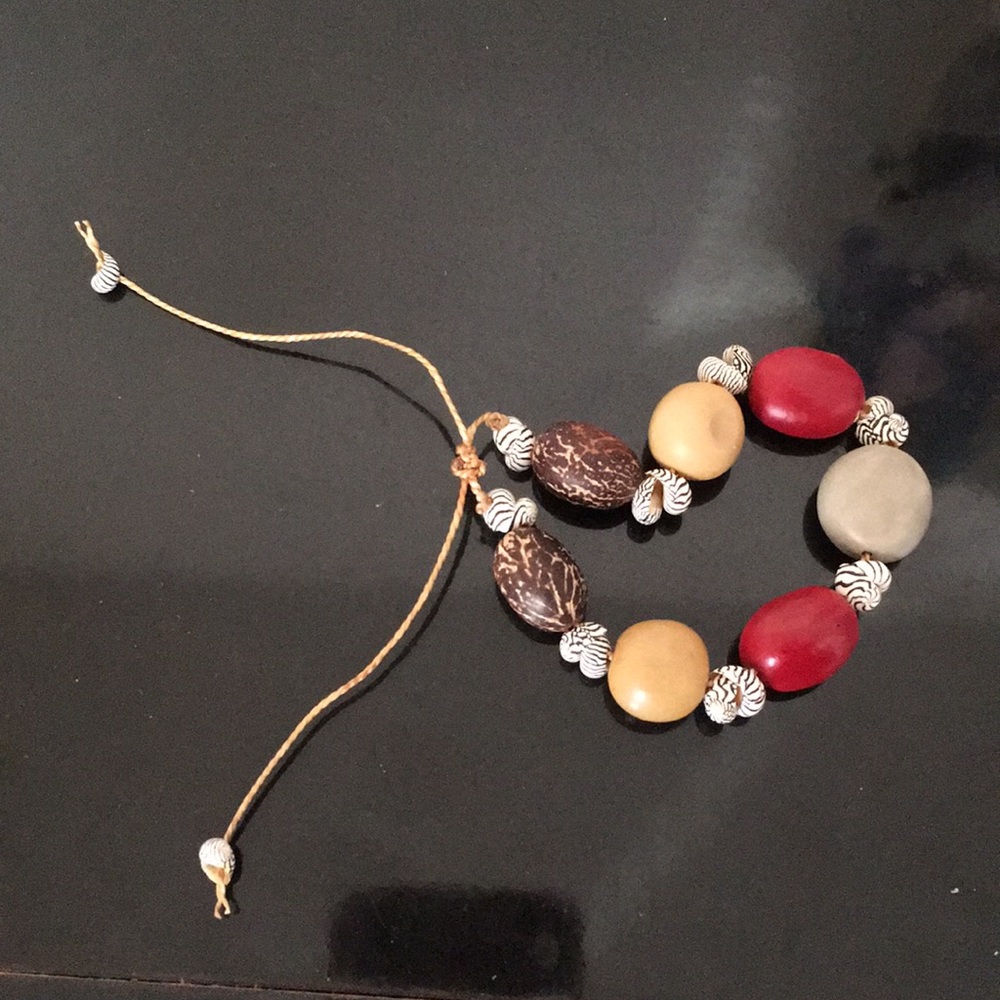 Beautiful stone and shell adjustable bracelet-NWOT